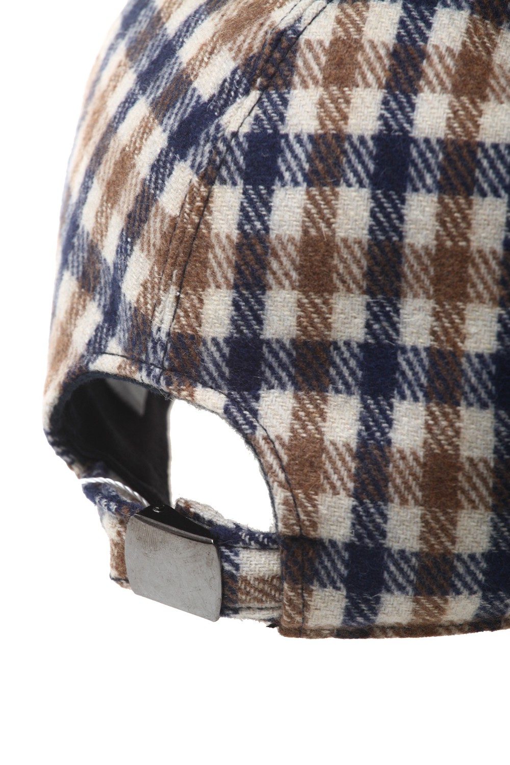 shop AQUASCUTUM  Cappello: Aquascutum berretto baseball in misto lana. 
Dotato di fibbia in metallo per una vestibilità personalizzata.
Composizione:  55% lana, 45% Poliestere.
Made in Italy.. CAP 3 CK M022-VU number 1749871